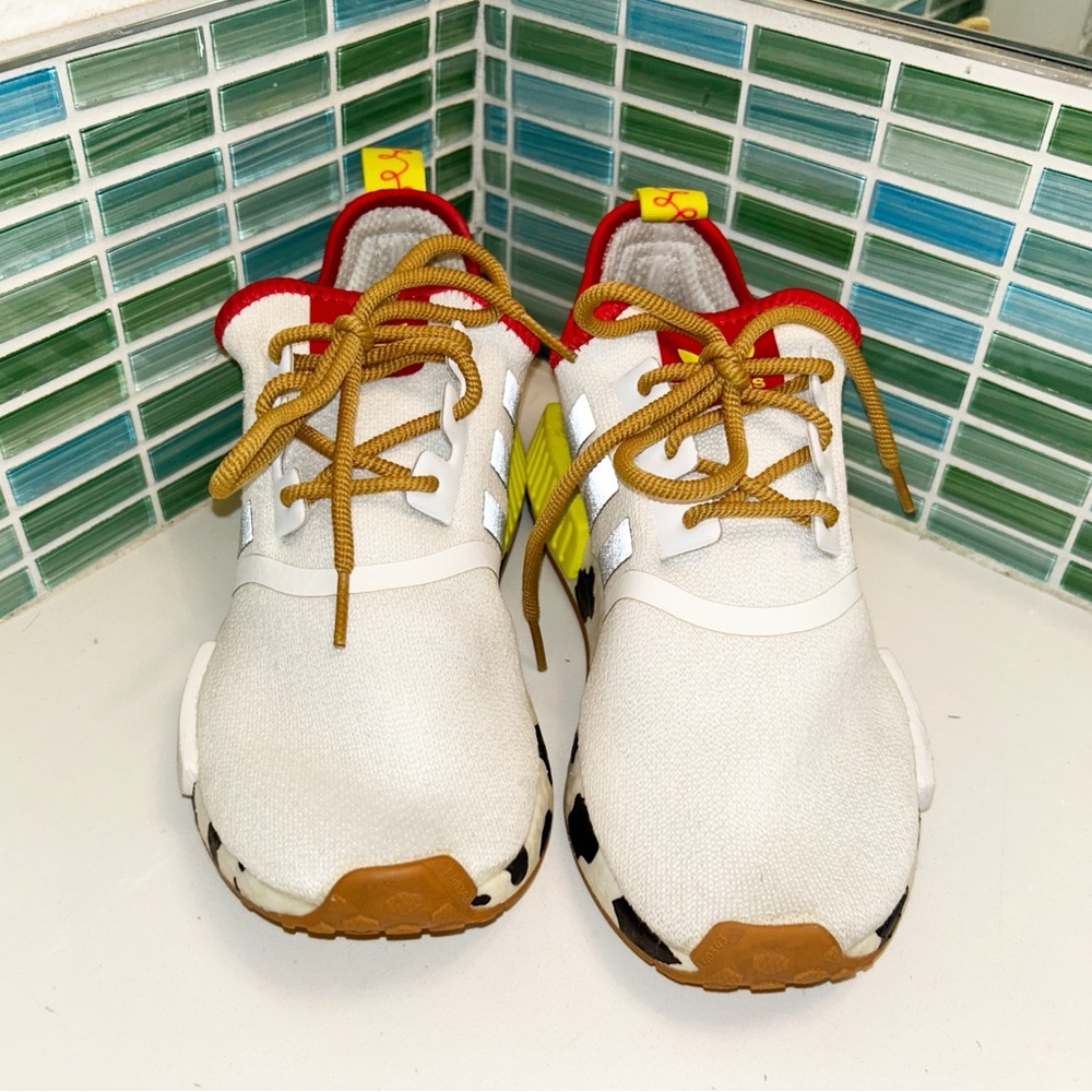 ADIDAS x TOY STORY The Originals NMD_R1 Disney Collab Toy Story White SZ: 6 - Picture 2 of 15